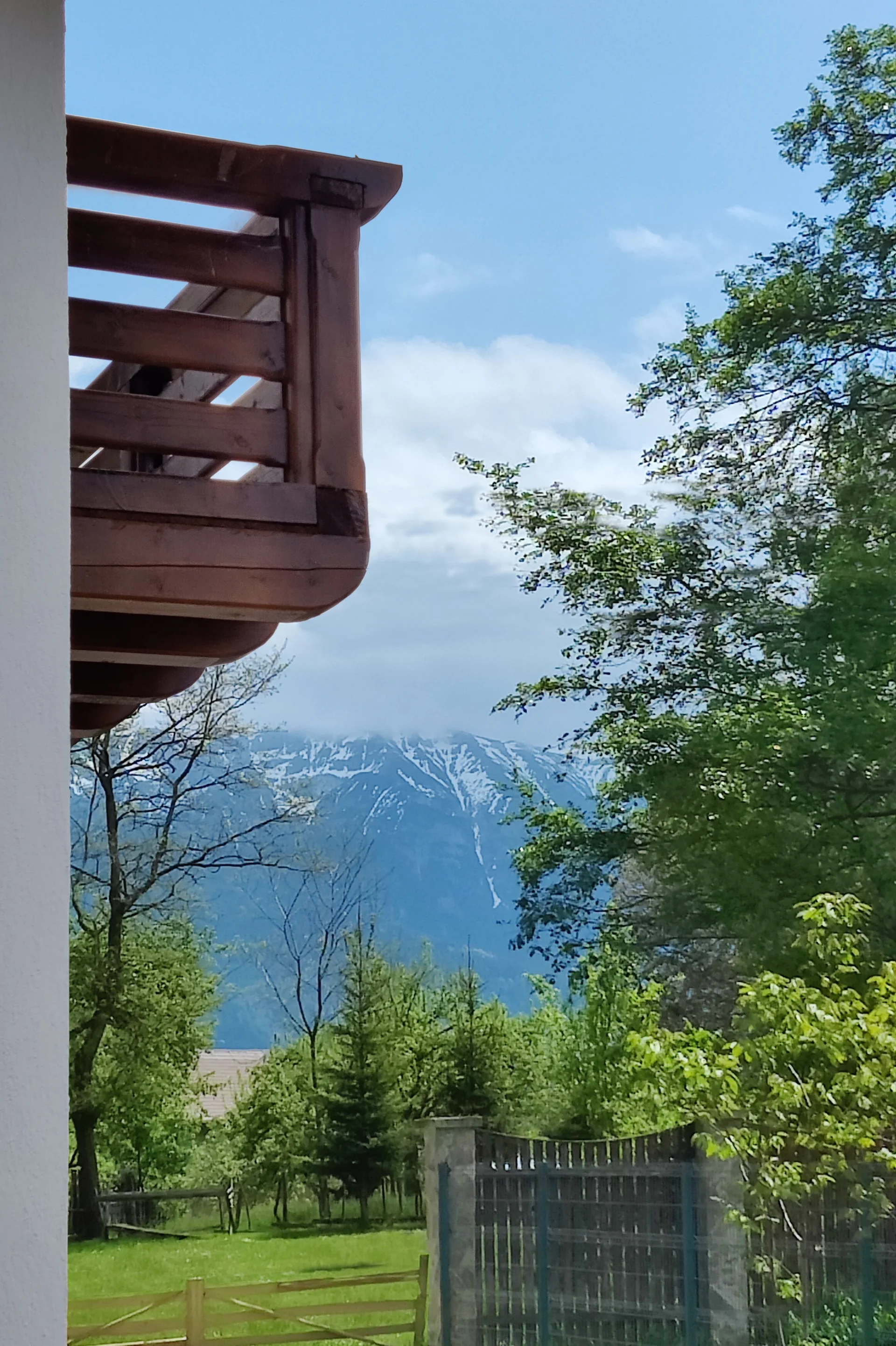 Ara Chalet